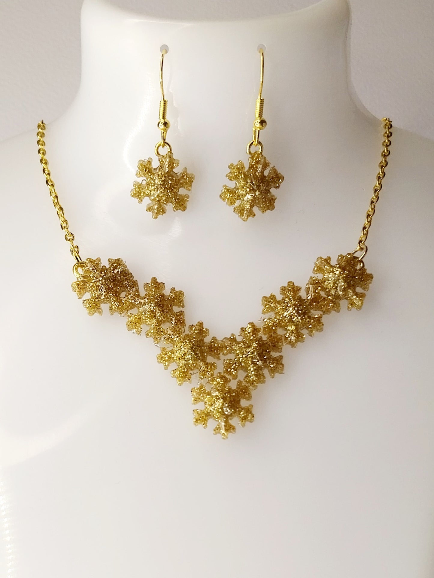 Komplet verižica in uhani, snežinka