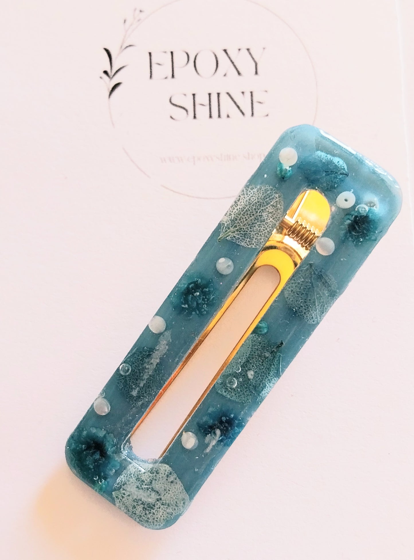 Sponka za lase sladkovidnimi biseri