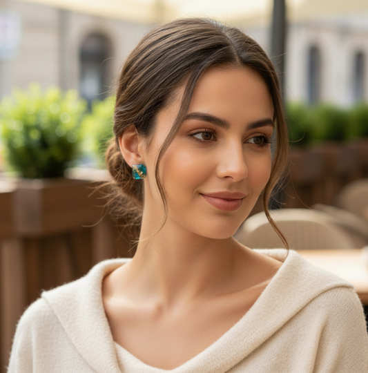 Zasijte v svoji unikatnosti: Predstavljamo kolekcijo Glitter znamke Epoxyshine