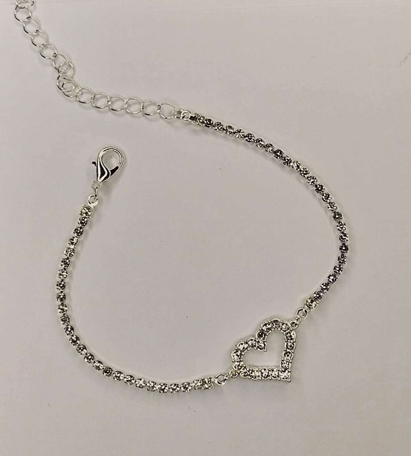 NAGLEŽNICA S KAMENČKI