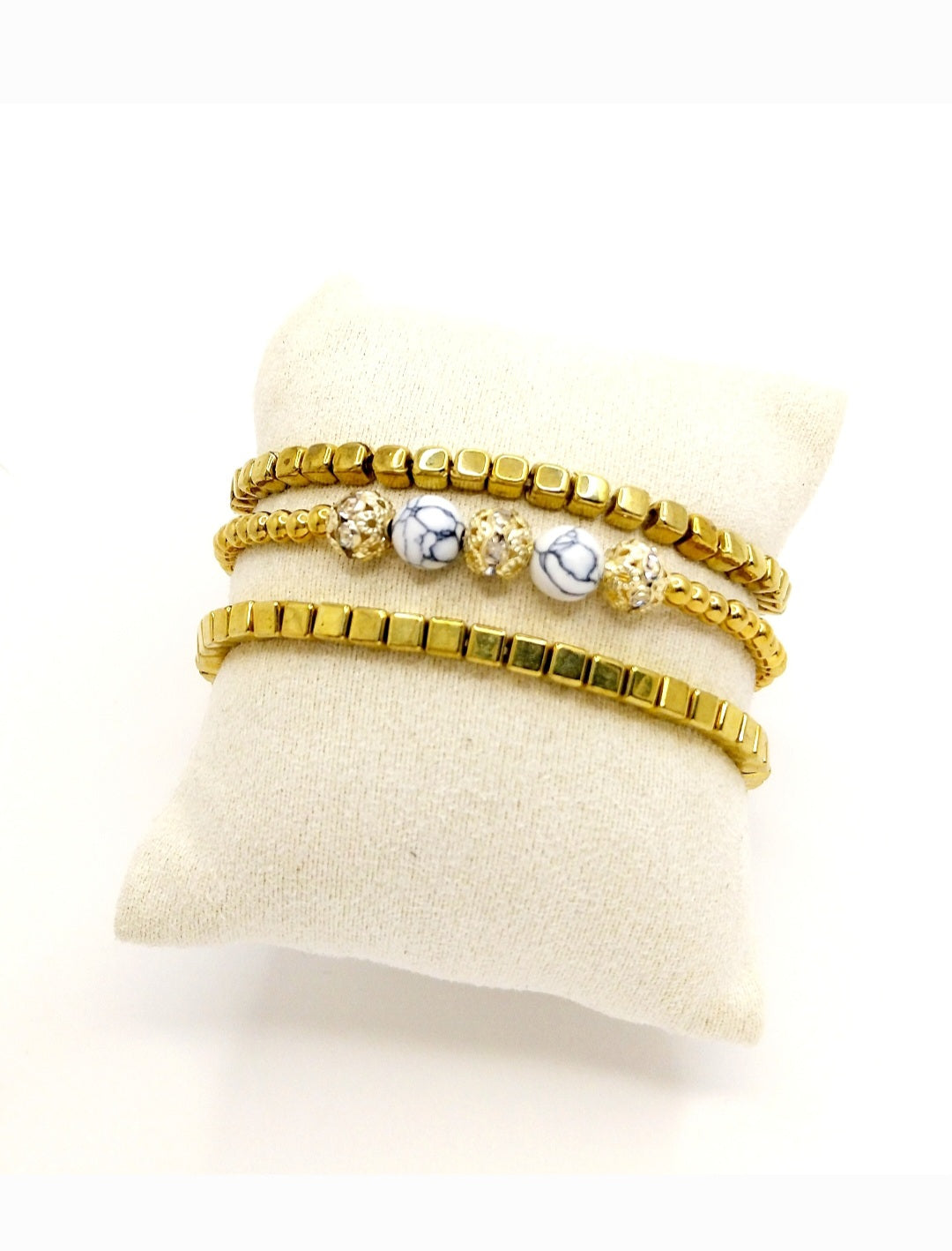 Elegantne zapestnice z naravnim kamnom