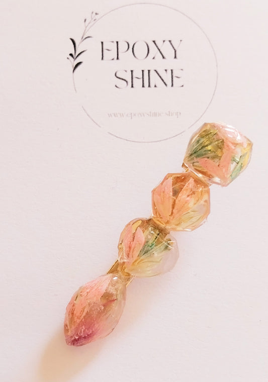 Sponka za lase s suhim cvetjem